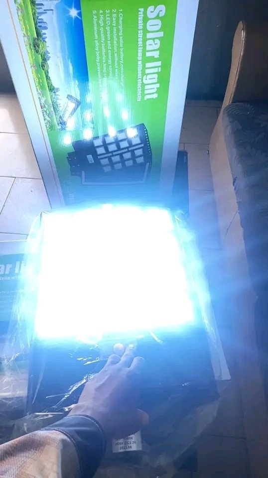 Lampadaires Solaires TW 500w Double face